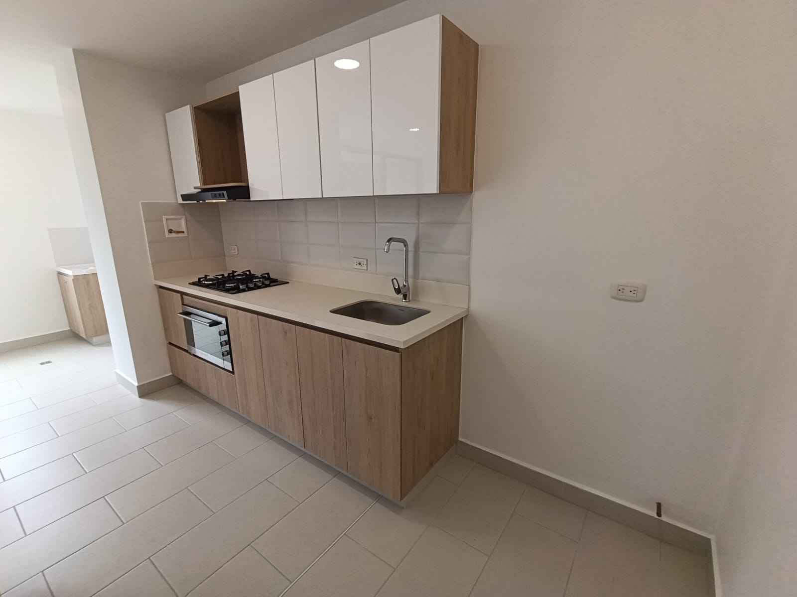Apartamento en arriendo en Laureles, Medellín · foto 2 de 20