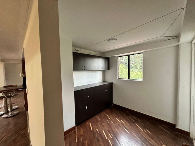 Apartamento de 3 alcobas en arriendo en Las Lomas, Medellín, 130 m² · foto 9 de 17