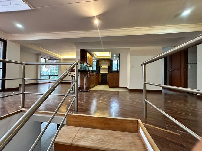 Apartamento de 3 alcobas en arriendo en Las Lomas, Medellín, 130 m² · foto 12 de 17
