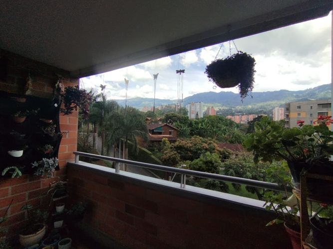 Apartamento de 3 alcobas en arriendo en Cumbres, Envigado, 133 m² · foto 14 de 20