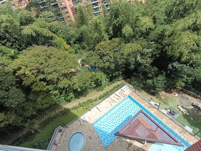 Apartamento de 3 alcobas en arriendo en Loma Del Esmeraldal, Envigado, 120 m² · foto 6 de 20