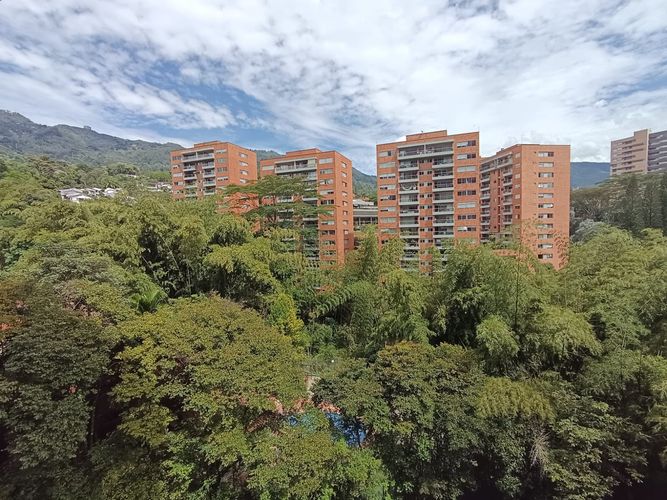 Apartamento de 3 alcobas en arriendo en Loma Del Esmeraldal, Envigado, 120 m² · foto 8 de 20