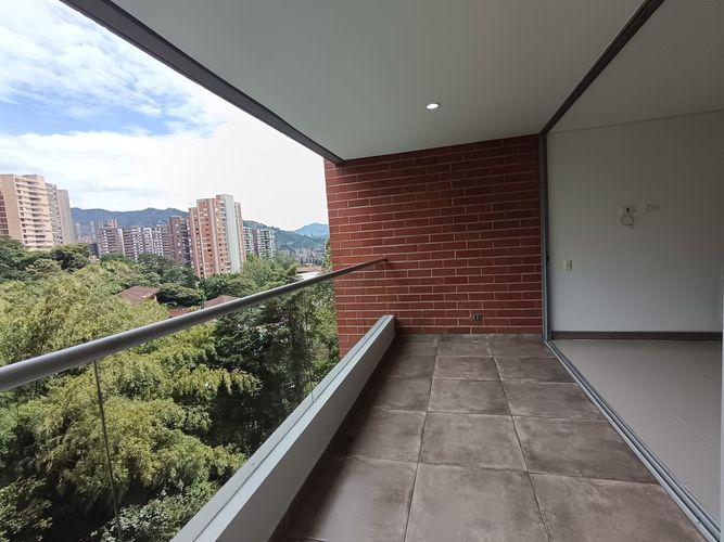 Apartamento de 3 alcobas en arriendo en Loma Del Esmeraldal, Envigado, 120 m² · foto 9 de 20
