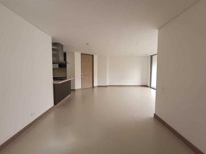 Apartamento de 3 alcobas en arriendo en Loma Del Esmeraldal, Envigado, 120 m² · foto 12 de 20