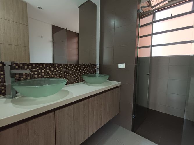 Apartamento de 3 alcobas en arriendo en Loma Del Esmeraldal, Envigado, 120 m² · foto 15 de 20