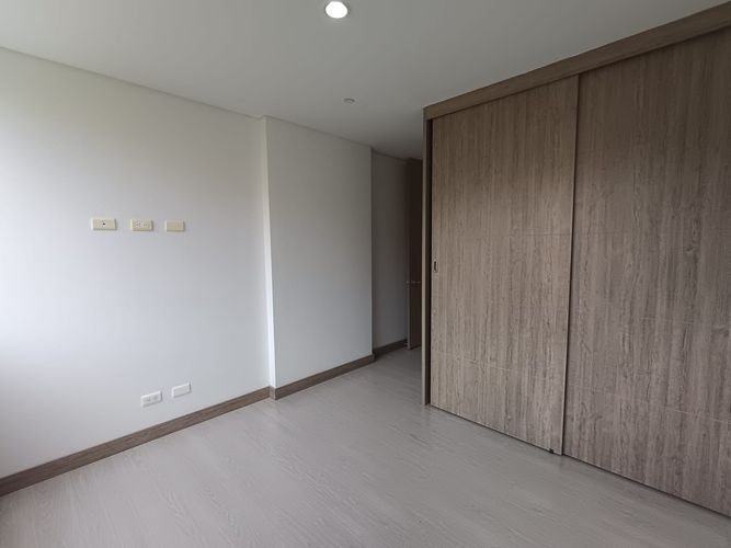 Apartamento de 3 alcobas en arriendo en Loma Del Esmeraldal, Envigado, 120 m² · foto 20 de 20