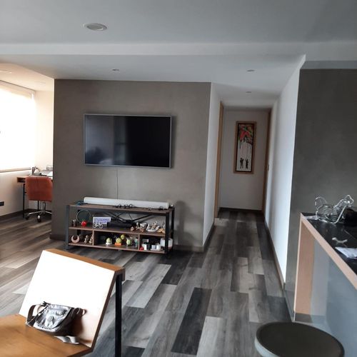 Apartamento de 2 alcobas en arriendo en El Poblado, Medellín, 98 m² · foto 3 de 8