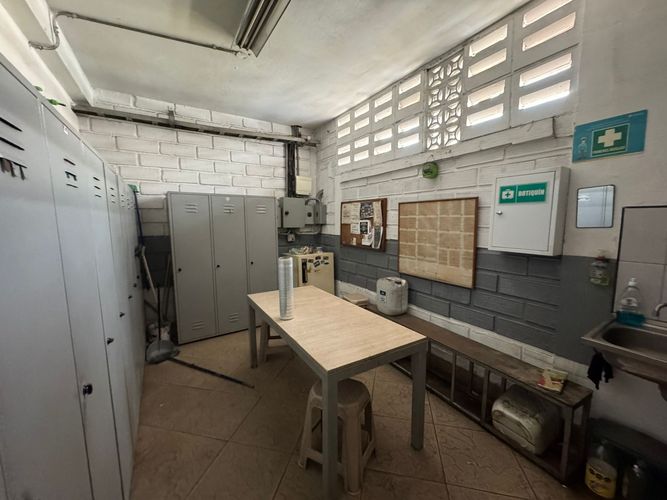 Bodega en arriendo en Trinidad, Medellín, 330 m² · foto 5 de 20