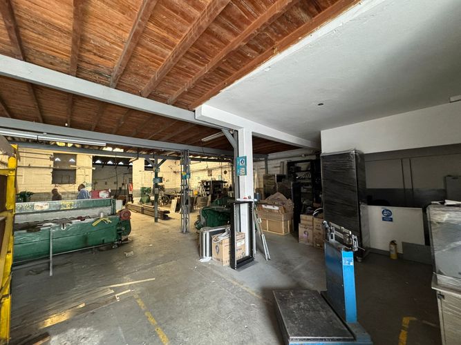 Bodega en arriendo en Trinidad, Medellín, 330 m² · foto 7 de 20