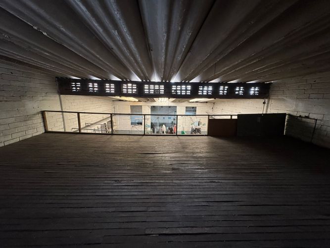 Bodega en arriendo en Trinidad, Medellín, 330 m² · foto 10 de 20