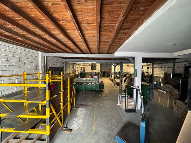 Bodega en arriendo en Trinidad, Medellín, 330 m² · foto 11 de 20