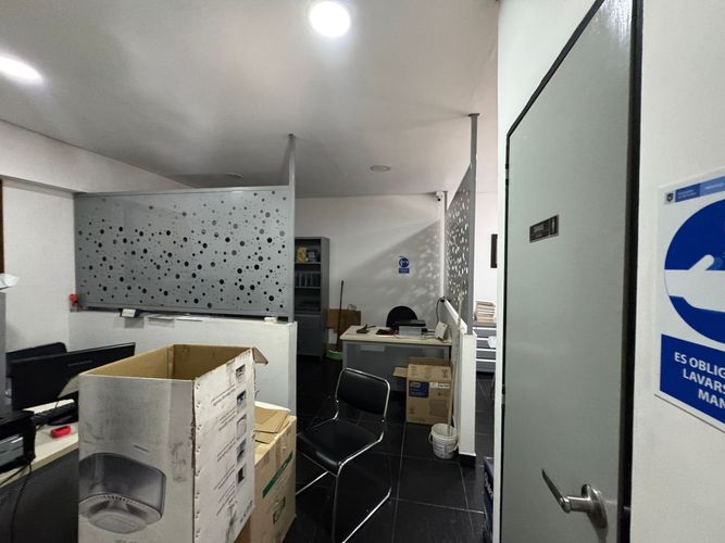 Bodega en arriendo en Trinidad, Medellín, 330 m² · foto 20 de 20