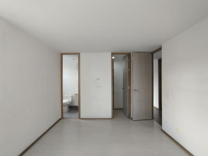Apartamento de 2 alcobas en arriendo en Loma Del Esmeraldal, Envigado, 72 m² · foto 7 de 16