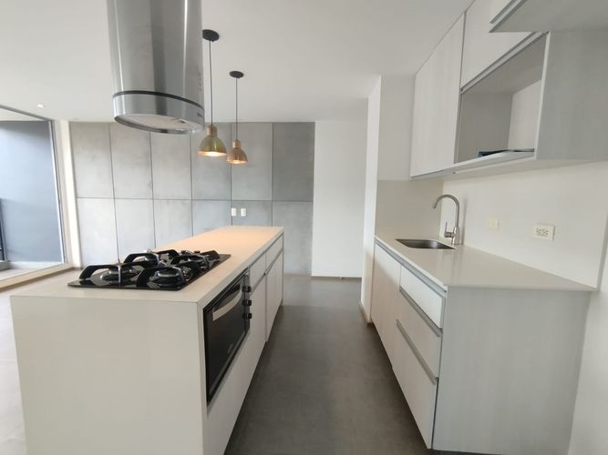 Apartamento de 2 alcobas en arriendo en Loma Del Esmeraldal, Envigado, 72 m² · foto 14 de 16