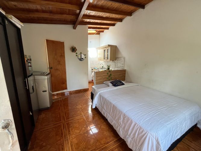 Casa de 5 alcobas en venta en La Floresta, Medellín, 120 m² · foto 16 de 24
