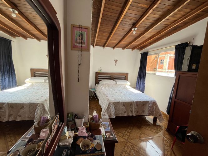 Casa de 5 alcobas en venta en La Floresta, Medellín, 120 m² · foto 8 de 24