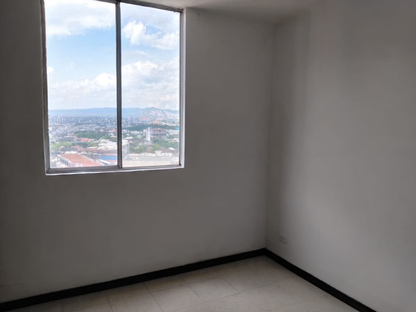 Apartamento en arriendo en El Poblado, Medellín · foto 14 de 16