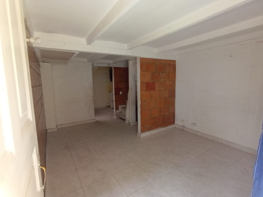 Casa en venta en Bilbao, Bogotá · foto 2 de 18