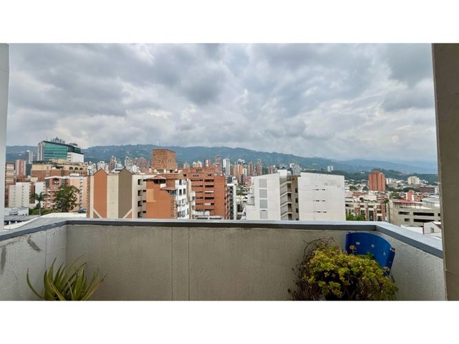 Apartamento de 3 alcobas en venta en Sotomayor, Bucaramanga, 196 m² · foto 9 de 24