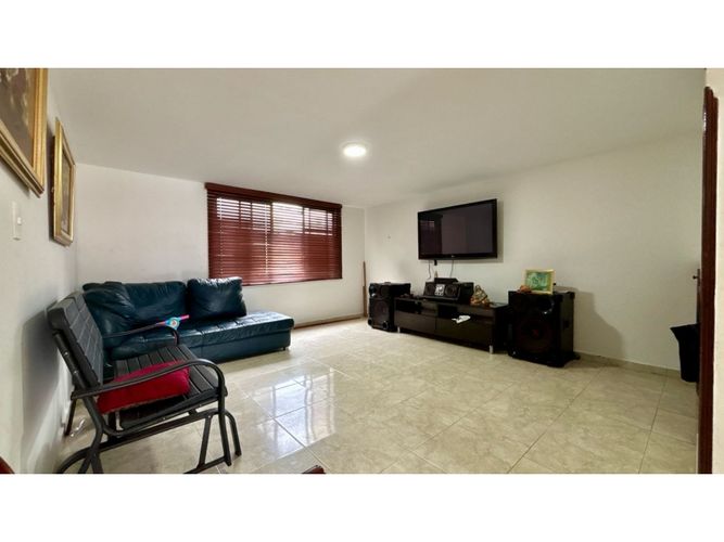 Apartamento de 3 alcobas en venta en Sotomayor, Bucaramanga, 196 m² · foto 12 de 24