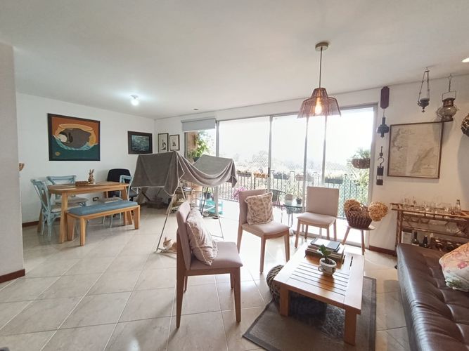 Apartamento de 2 alcobas en arriendo en Urbanizacion Remansos De San Lucas, Medellín, 86 m² · foto 2 de 14