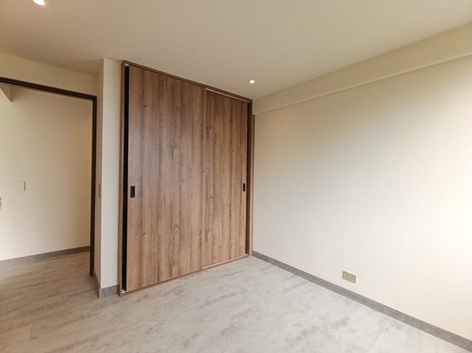 Apartamento de 3 alcobas en arriendo en Loma Del Indio, Medellín, 75 m² · foto 14 de 19