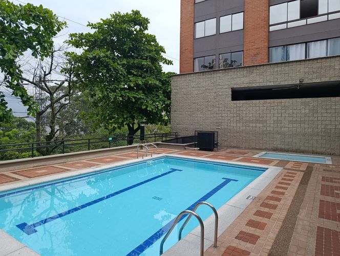Apartamento de 3 alcobas en arriendo en Loma Del Indio, Medellín, 75 m² · foto 18 de 19