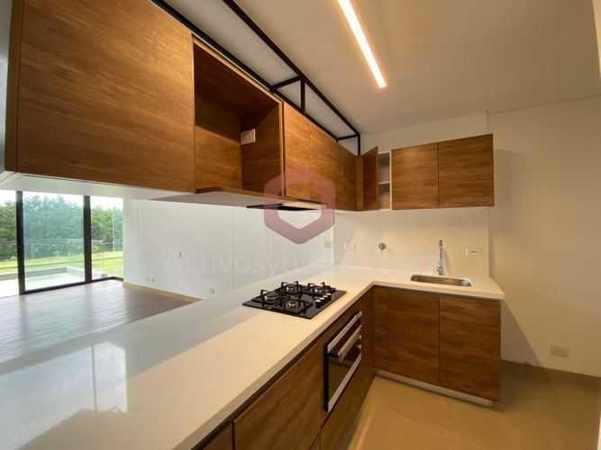 Apartamento de 2 alcobas en venta en Llano Grande, Rionegro, 138 m² · foto 2 de 24