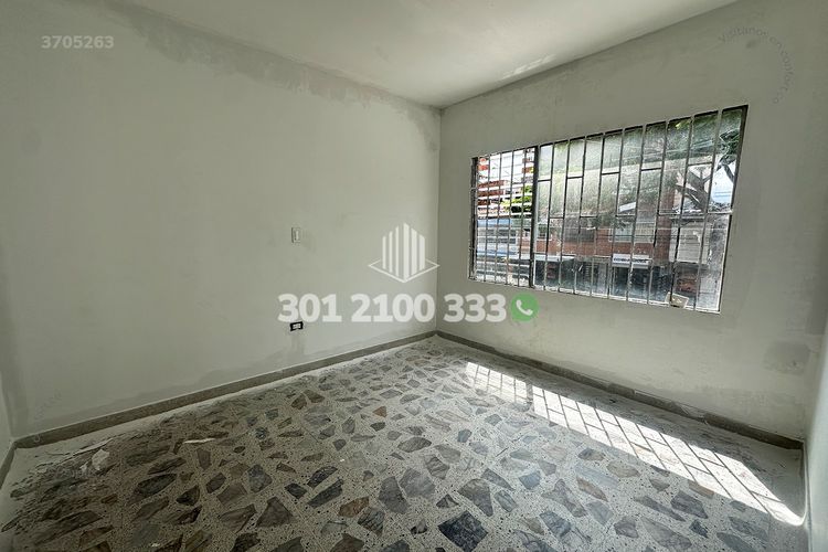 Casa de 7 alcobas en venta en El Velodromo, Medellín, 270 m² · foto 4 de 24