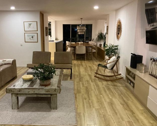 Apartamento de 3 alcobas en venta en El Poblado, Medellín, 187 m² · foto 3 de 17