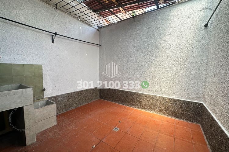 Casa de 7 alcobas en venta en El Velodromo, Medellín, 270 m² · foto 18 de 24
