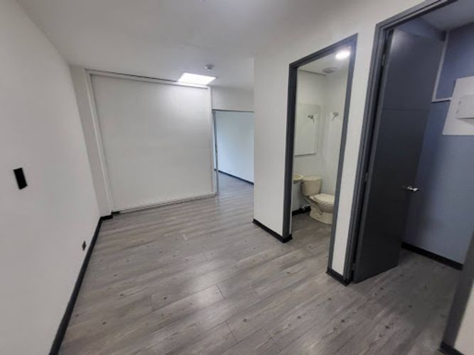 Oficina en arriendo en Transversal Superior, Medellín, 37 m² · foto 3 de 14