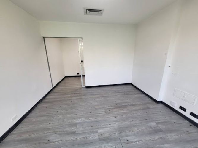 Oficina en arriendo en Transversal Superior, Medellín, 37 m² · foto 8 de 14