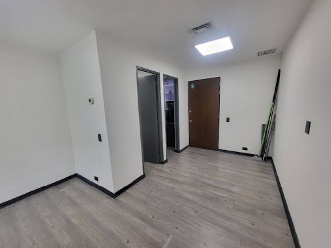 Oficina en arriendo en Transversal Superior, Medellín, 37 m² · foto 10 de 14