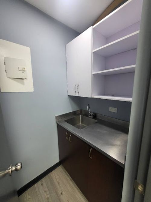 Oficina en arriendo en Transversal Superior, Medellín, 37 m² · foto 14 de 14