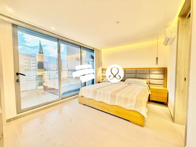 Casa de 2 alcobas en venta en Loma Del Esmeraldal, Envigado, 192 m² · foto 10 de 16