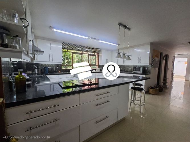 Casa de 3 alcobas en venta en Cañaveralejo, Sabaneta, 2000 m² · foto 9 de 24