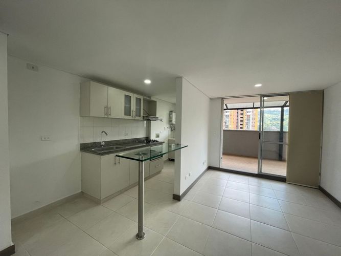 Apartamento en venta en La Tablaza, La Estrella · foto 2 de 19