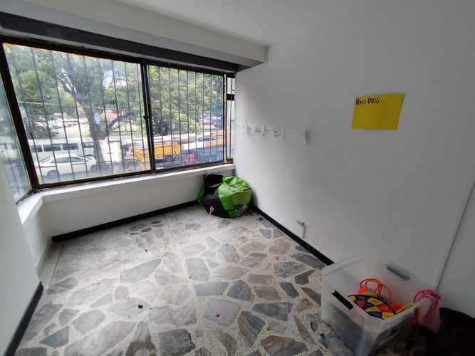 Bodega en arriendo en La Aguacatala, Medellín, 430 m² · foto 4 de 14