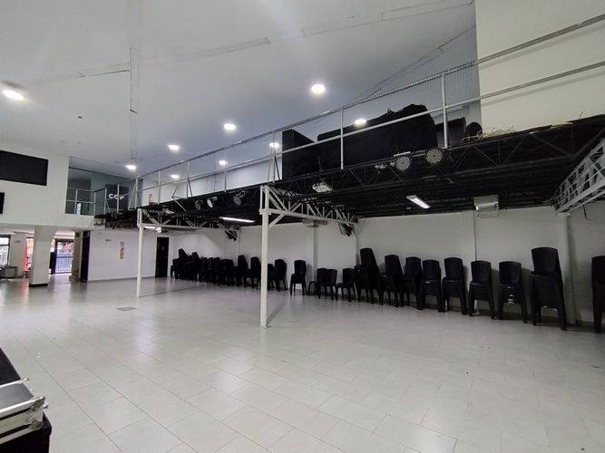 Bodega en arriendo en La Aguacatala, Medellín, 430 m² · foto 11 de 14