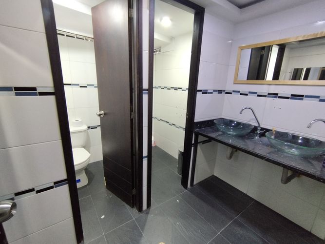 Bodega en arriendo en La Aguacatala, Medellín, 430 m² · foto 14 de 14