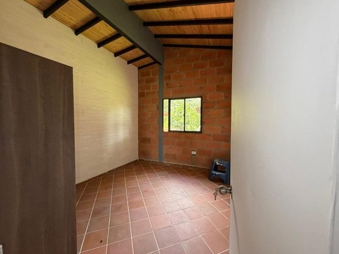 Finca en venta en Centro, Rionegro, 3400 m² · foto 4 de 18