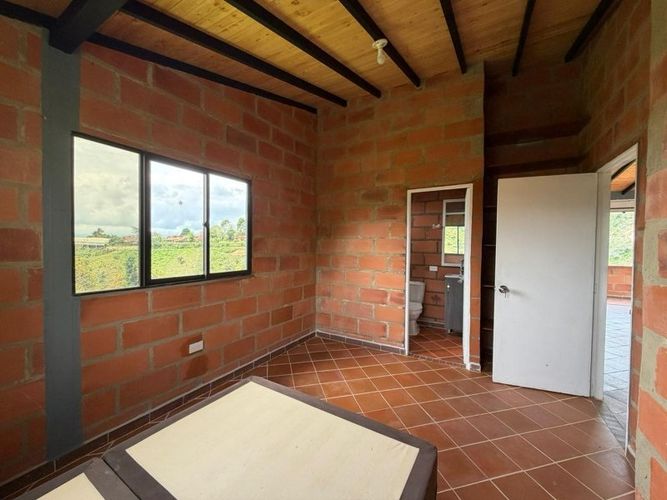 Finca en venta en Centro, Rionegro, 3400 m² · foto 5 de 18