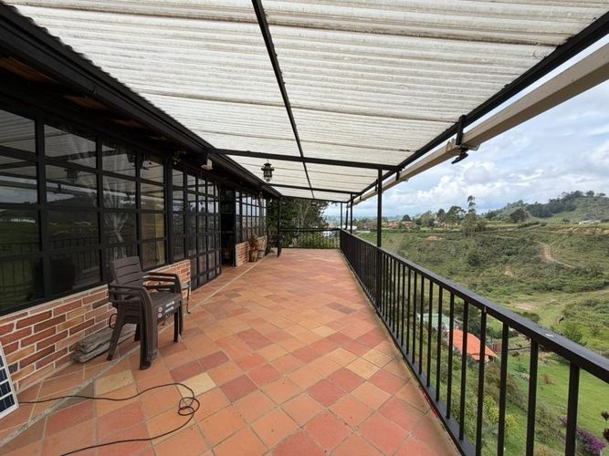 Finca en venta en Centro, Rionegro, 3400 m² · foto 16 de 18