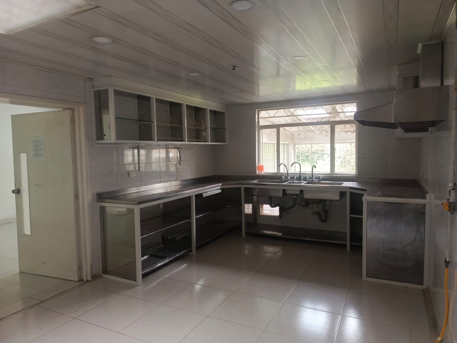 Casa en arriendo en San Jose De Bavaria, Bogotá · foto 9 de 24