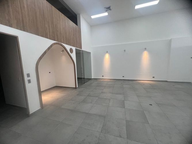 Local en venta en El Poblado, Medellín, 135 m² · foto 6 de 19