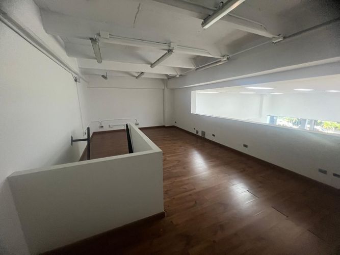 Local en venta en El Poblado, Medellín, 135 m² · foto 13 de 19