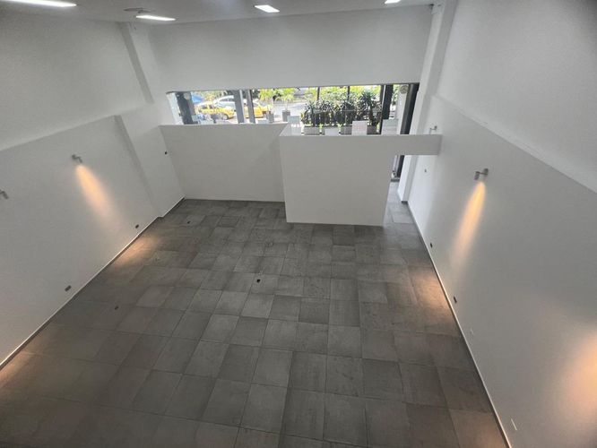 Local en venta en El Poblado, Medellín, 135 m² · foto 14 de 19