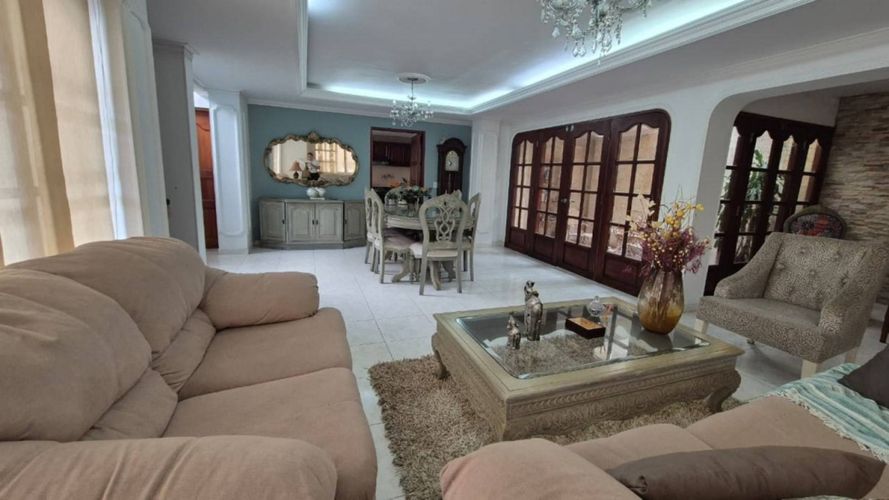 Casa de 4 alcobas en venta en El Cabrero, Cartagena, 300 m² · foto 3 de 17