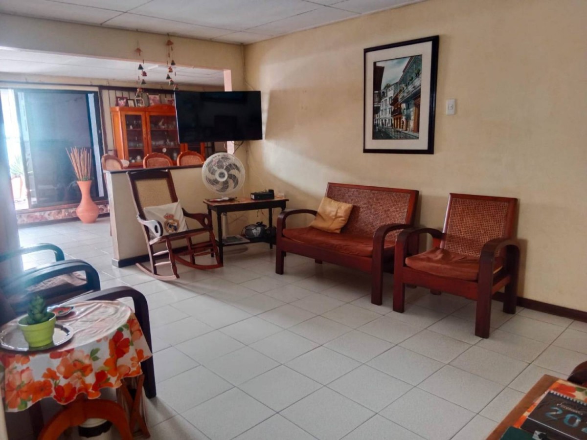 Casa en venta en Manga, Cartagena · foto 3 de 11